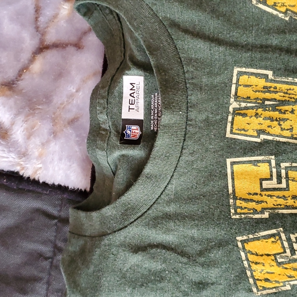 Shirt - Picture 3 of 3
